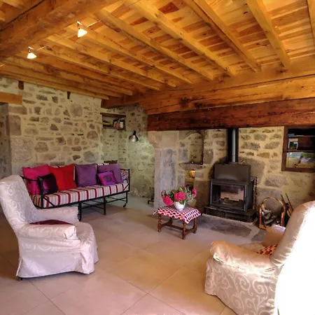 De Charme Avec Cheminee, Jardin Et Espaces Detente - Ideal Famille Et Amis, Draps Fournis - Fr-1-496-44 La Valla-sur-Rochefort